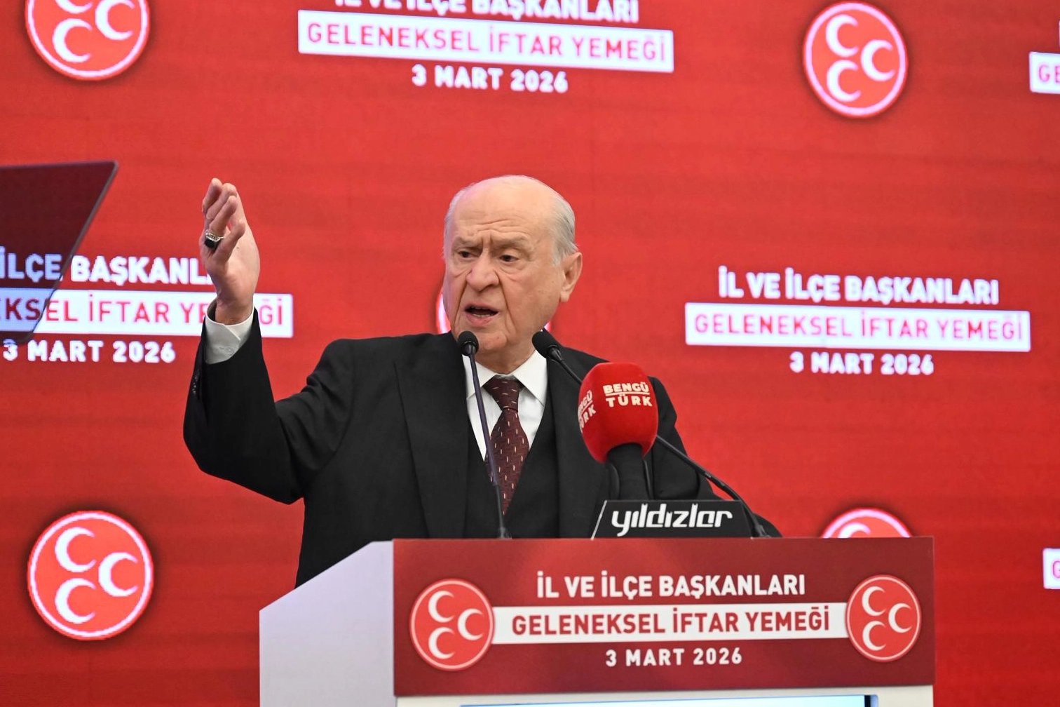 Devlet Bah&ccedil;eli&rsquo;den teşkilatlara 'biriz, diriyiz, kardeşiz' mesajı...