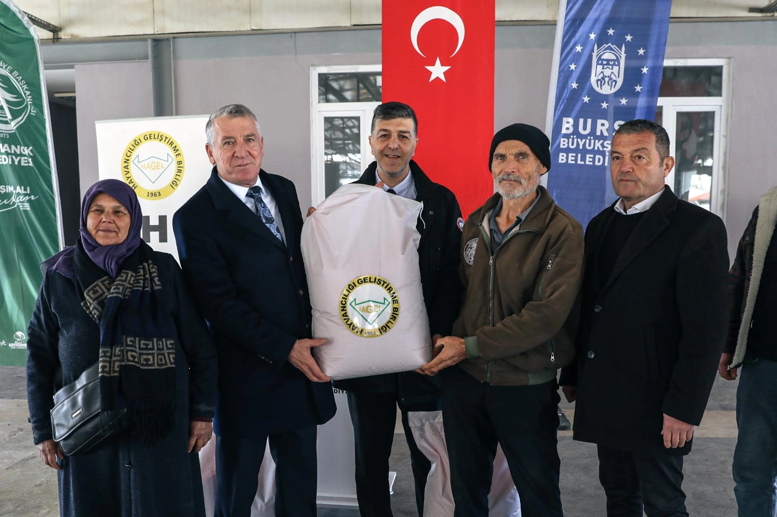 Bursa B&uuml;y&uuml;kşehir'den Harmancık'ta kırsal &uuml;retime g&uuml;&ccedil;l&uuml; destek