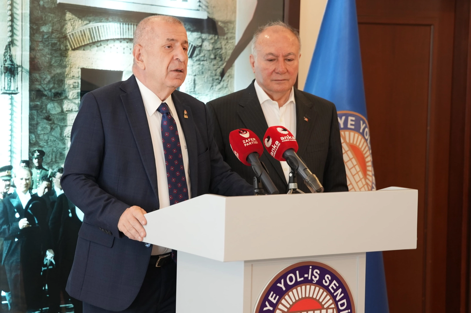 &Uuml;mit &Ouml;zdağ k&ouml;pr&uuml; ve otoyol &ouml;zelleştirmelerini eleştirdi
