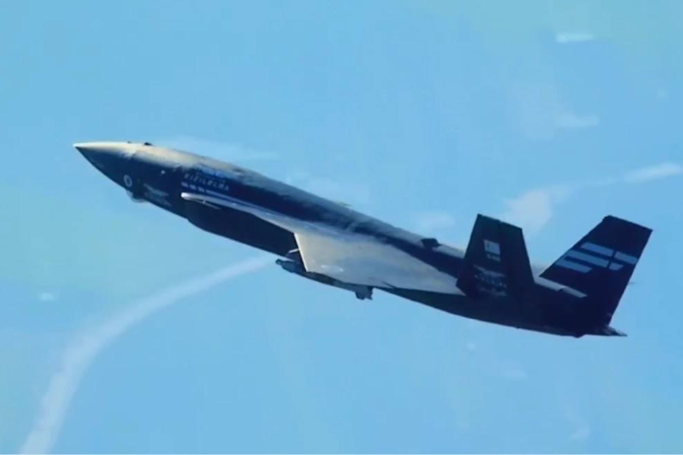 KIZILELMA&rsquo;dan kritik m&uuml;himmat testi... LGK-82 ve TEBER-82 başarıyla atıldı