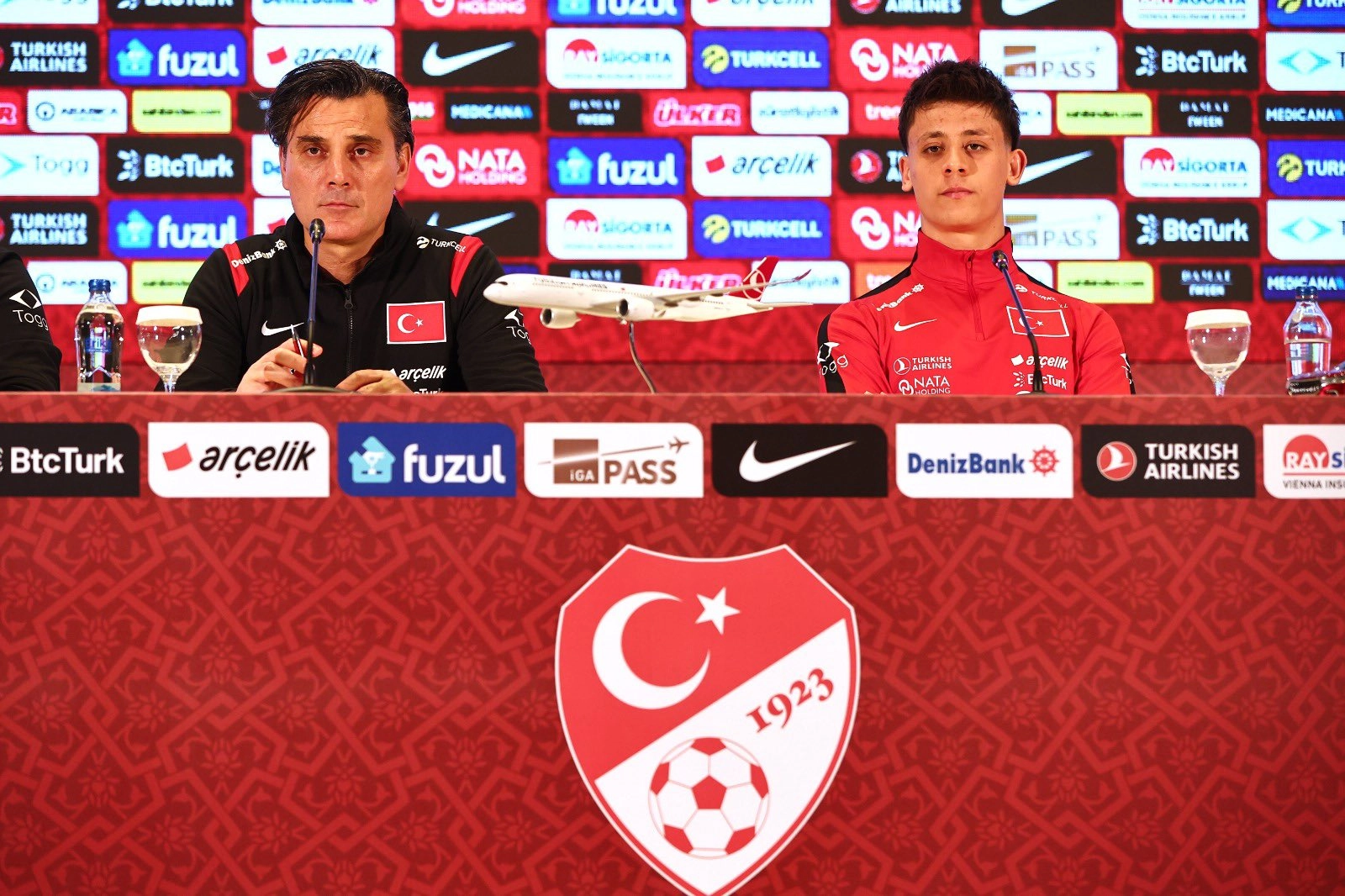 A Milliler, D&uuml;nya Kupası yolunda sahaya &ccedil;ıkıyor