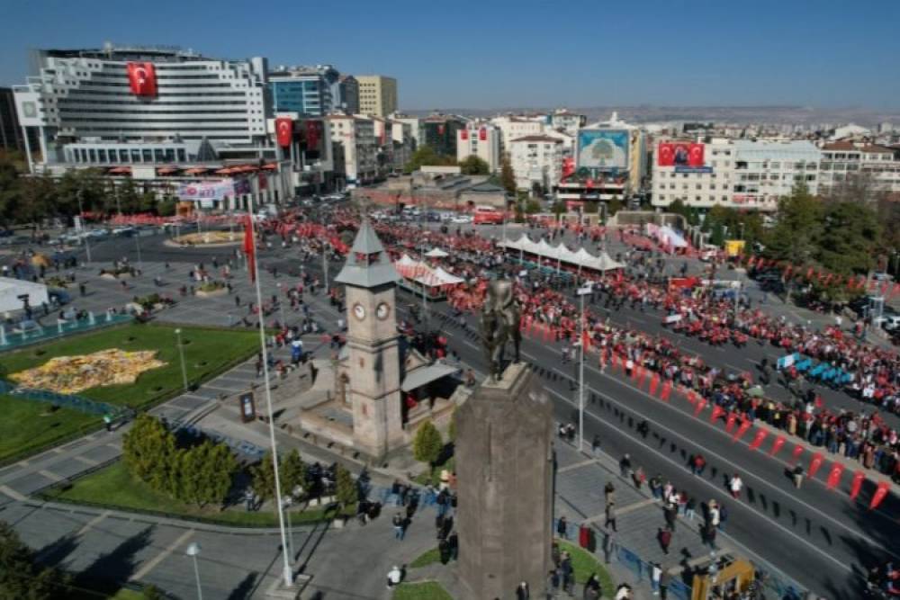 Kayseri'de 100'üncü yıla görkemli kutlama