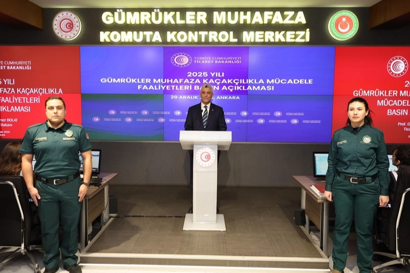 G&uuml;mr&uuml;klerde rekor yakalama... Ka&ccedil;ak ticari eşyada y&uuml;zde 117 artış