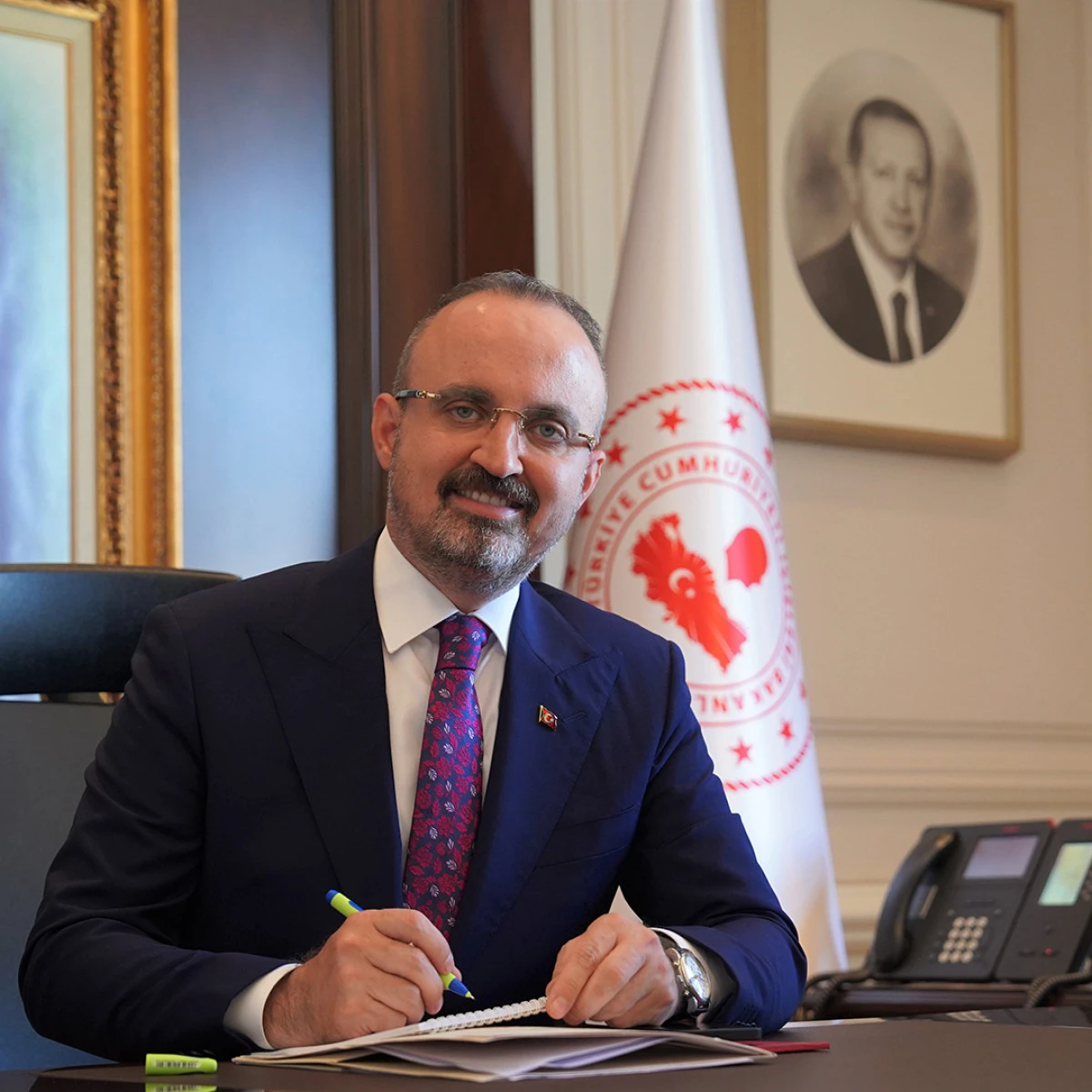 B&uuml;lent Turan: "Kadınlar toplumun direğidir"