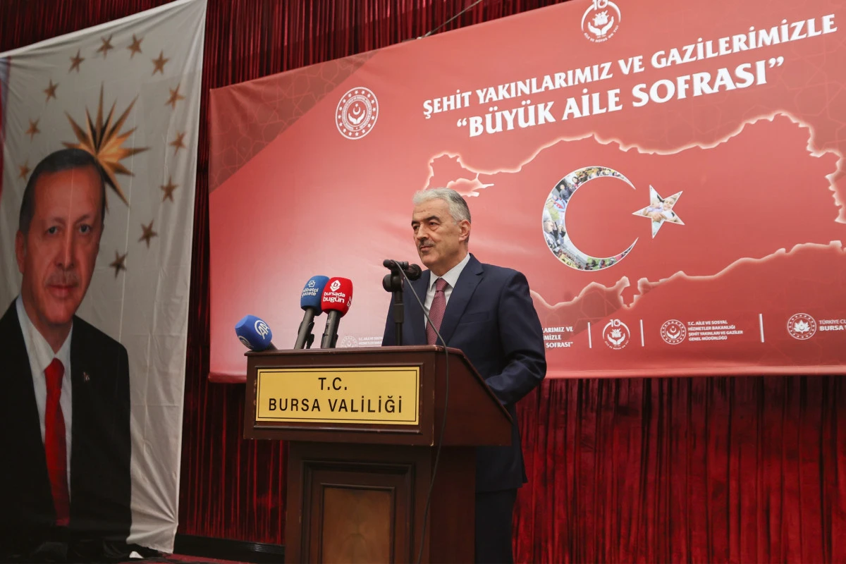 Bursa Valiliği'nden B&uuml;y&uuml;k Aile Sofrasında iftar