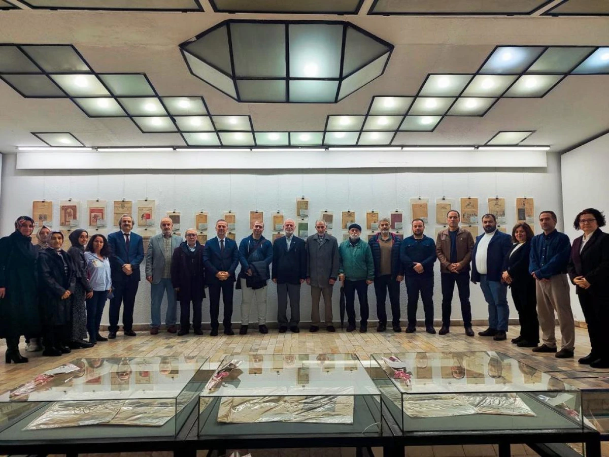 Bursa&rsquo;da Osmanlıca Dergi ve Gazete Sergisi A&ccedil;ıldı