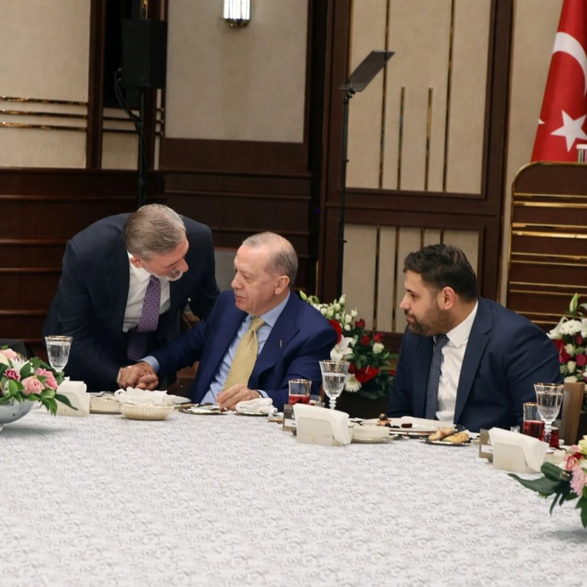 Cumhurbaşkanı Erdoğan&rsquo;dan Bursa&rsquo;ya ve Burkay&rsquo;a g&uuml;ven fotoğrafı