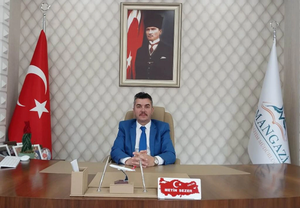 İlçe Milli Eğitim Müdürü Metin Sezer’den anlamlı Atatürk mesajı