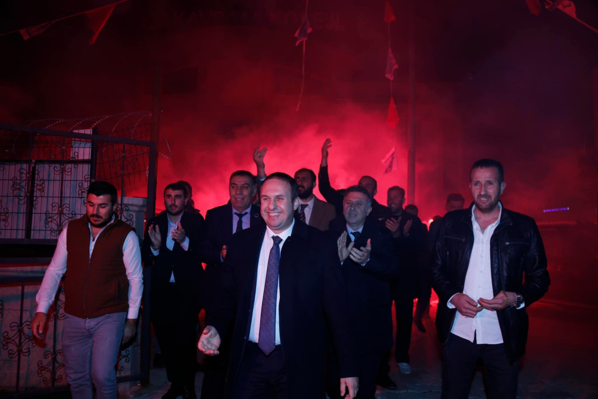 Önder Mutlu CHP'ye güç katıyor