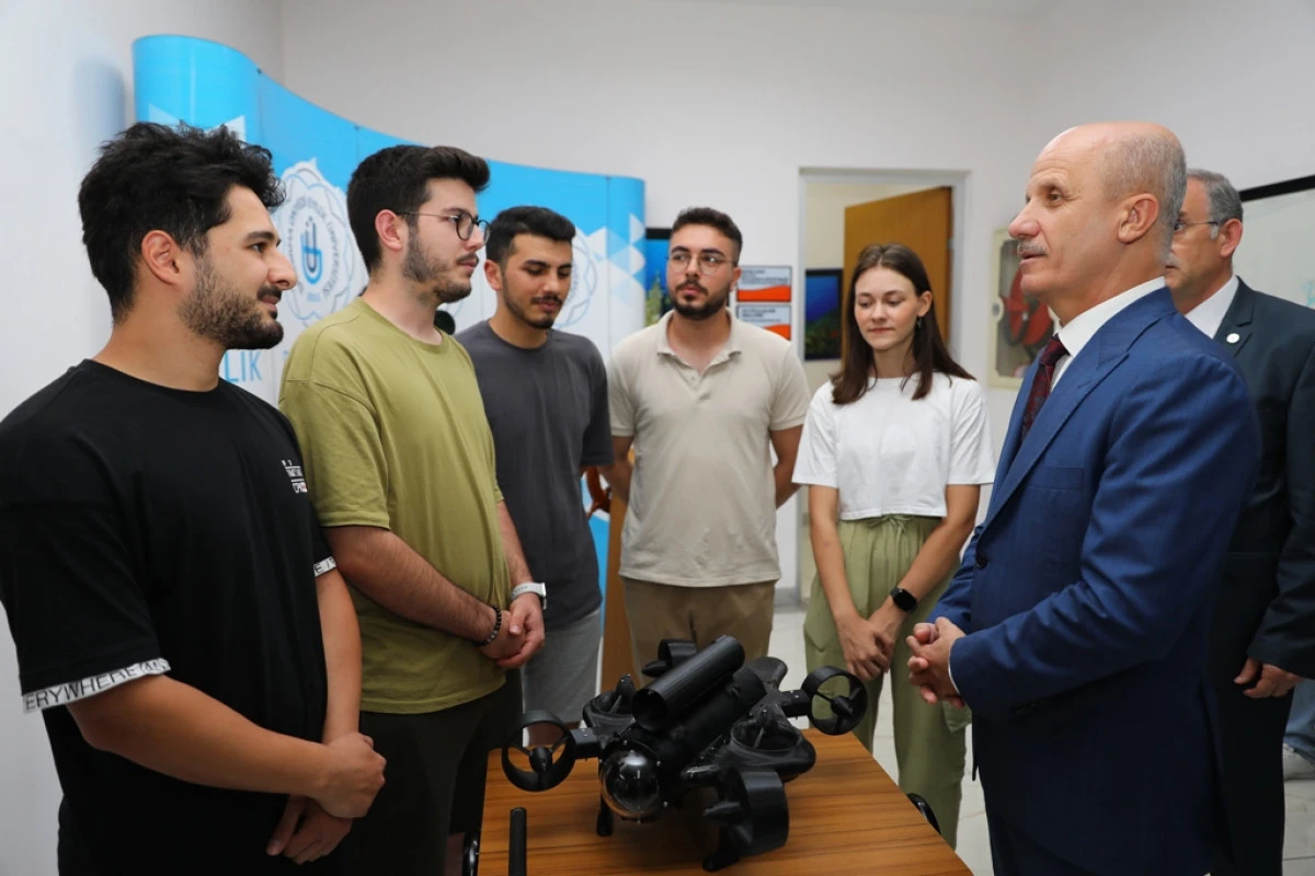 Y&Ouml;K Başkanı &Ouml;zvar: Gen&ccedil;lerimizi bilim insanı olmaya davet ediyoruz