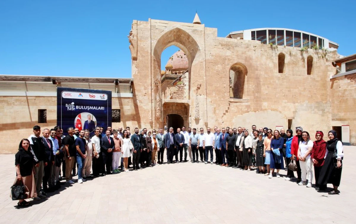 Y&uuml;ksek&ouml;ğretim Kurulu Bilim İletişimi Ofisi 1Yaşında